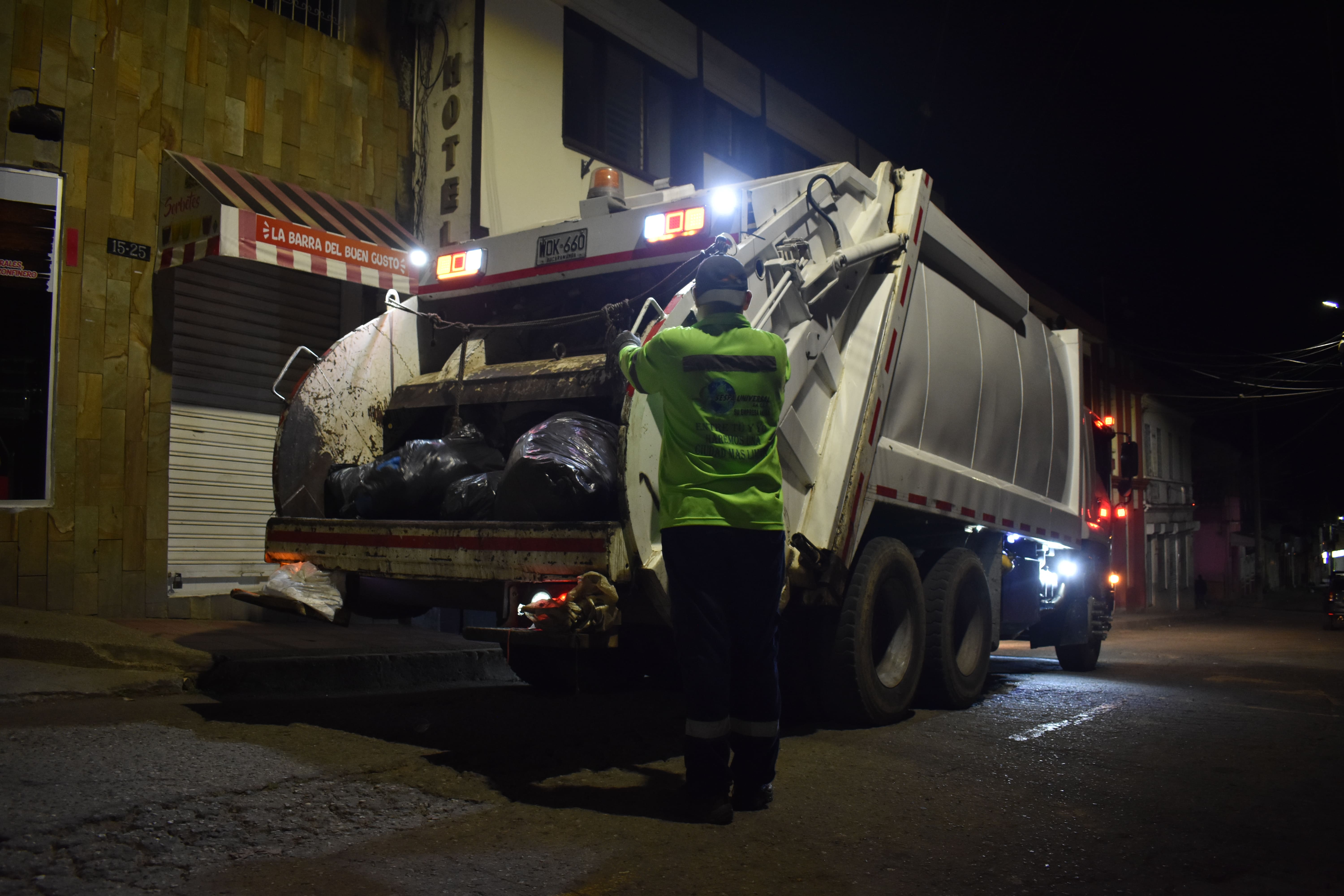 Recolecci&oacute;n y transporte de residuos